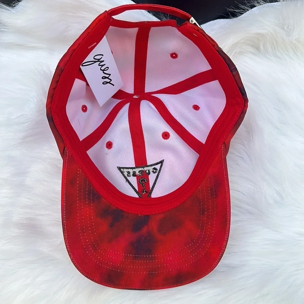 New GUESS Boys/Kids Red Hat